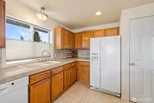 1728 W 6th St, Port Angeles, WA 98363 - Photo 20