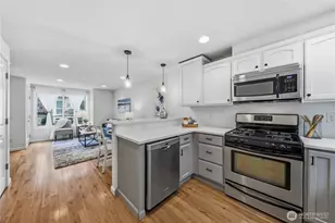 1122 N 92nd St, Seattle, WA 98103 - Photo 4