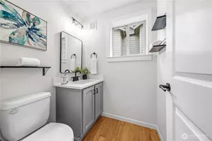 1122 N 92nd St, Seattle, WA 98103 - Photo 12