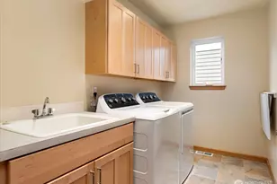 1809 Watkins Rd, Freeland, WA 98249 - Photo 22