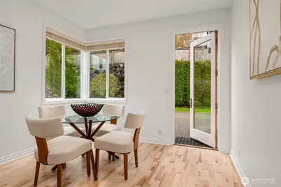 917 Bear Ridge Court NW, Issaquah, WA 98027 - Photo 10