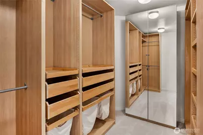 917 Bear Ridge Court NW, Issaquah, WA 98027 - Photo 24