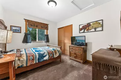 390 E Emerald Lake Drive E, Grapeview, WA 98546 - Photo 18