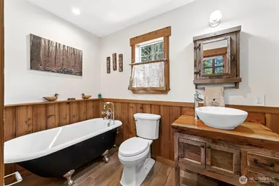 390 E Emerald Lake Drive E, Grapeview, WA 98546 - Photo 20