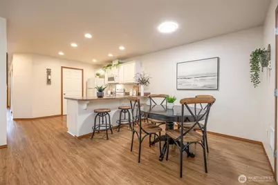 422 Oak Hill Lane, Burlington, WA 98233 - Photo 8