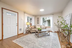 422 Oak Hill Ln, Burlington, WA 98233 - Photo 4