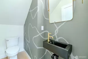 513 NE 123rd St, Seattle, WA 98125 - Photo 24