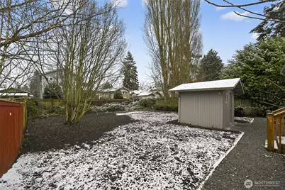 8742 3rd Avenue NW, Seattle, WA 98117 - Photo 28