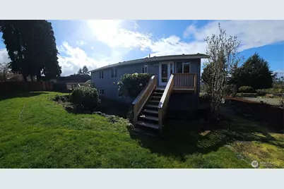1135 N Heatherwood W, Tacoma, WA 98406 - Photo 8