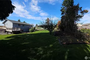 1135 N Heatherwood W, Tacoma, WA 98406 - Photo 6