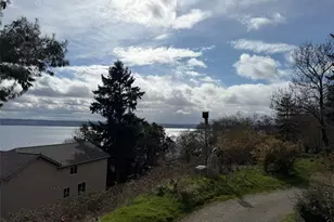 4725 SW 244th St, Vashon, WA 98070 - Photo 4