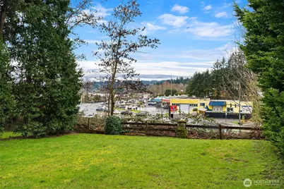 18023 62nd Avenue NE, Kenmore, WA 98028 - Photo 4