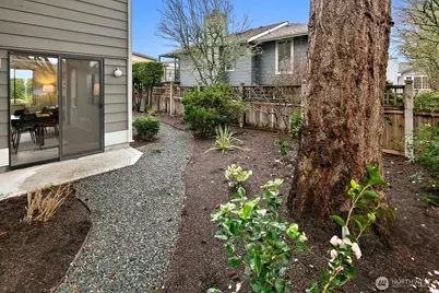 556 Holly Drive, Edmonds, WA 98020 - Photo 32