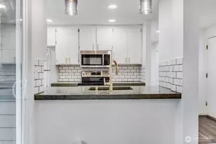 2219 14th Ave W, Seattle, WA 98119 - Photo 4