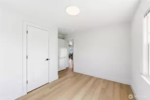 1221 S 101st St, Seattle, WA 98168 - Photo 16