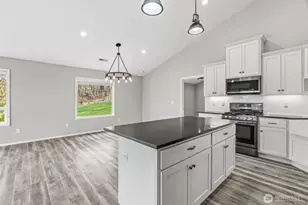 1407 N 14th, Kelso, WA 98626 - Photo 10