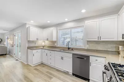 5607 79th Avenue NE, Marysville, WA 98270 - Photo 10