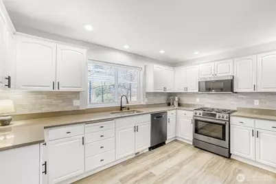 5607 79th Avenue NE, Marysville, WA 98270 - Photo 8