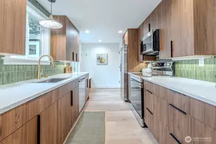 515 NE 123rd St, Seattle, WA 98125 - Photo 6