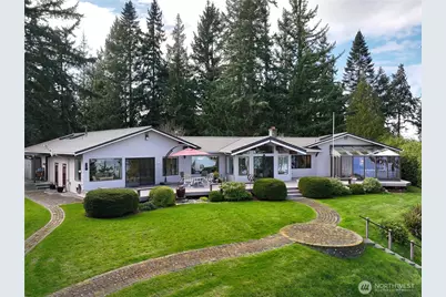 8111 Possession Ridge Lane, Clinton, WA 98236 - Photo 1