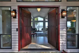 8111 Possession Ridge Ln, Clinton, WA 98236 - Photo 14