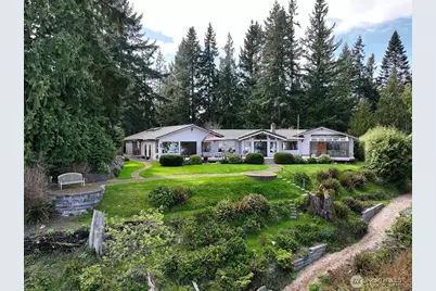 8111 Possession Ridge Lane, Clinton, WA 98236 - Photo 6