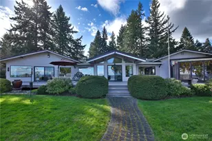 8111 Possession Ridge Ln, Clinton, WA 98236 - Photo 4