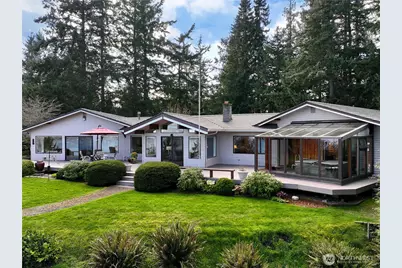 8111 Possession Ridge Lane, Clinton, WA 98236 - Photo 8