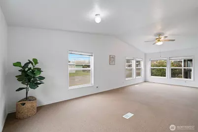 2408 Fords Prairie, Centralia, WA 98531 - Photo 10