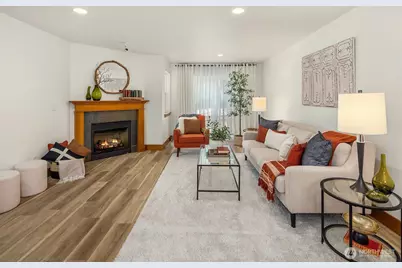 13726 Midvale Avenue N #B, Seattle, WA 98133 - Photo 10