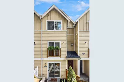 13726 Midvale Avenue N #B, Seattle, WA 98133 - Photo 2