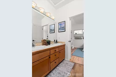 6035 Fauntleroy Way SW #B, Seattle, WA 98136 - Photo 18