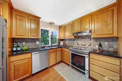 18109 56th Avenue W, Lynnwood, WA 98037 - Photo 6