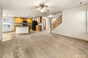 200 Ferndale Ct NE, Renton, WA 98056 - Photo 6