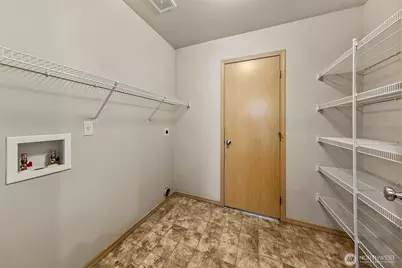 200 Ferndale Court NE, Renton, WA 98056 - Photo 10