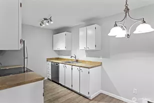 236 S 152nd St, Burien, WA 98148 - Photo 6