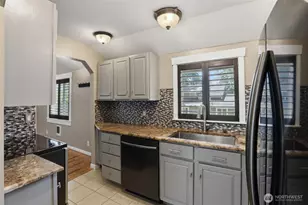 407 Bremerton Blvd W, Bremerton, WA 98312 - Photo 10