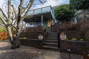 5320 47th Ave SW, Seattle, WA 98136 - Photo 2