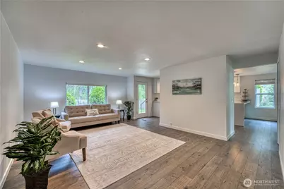 7048 NE Treemont Court, Bremerton, WA 98311 - Photo 4