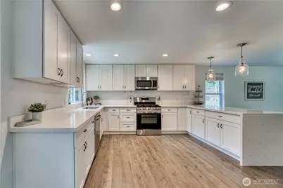 7048 NE Treemont Court, Bremerton, WA 98311 - Photo 12