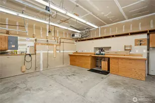 20613 SE 136th St, Issaquah, WA 98027 - Photo 32