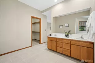 20613 SE 136th St, Issaquah, WA 98027 - Photo 28