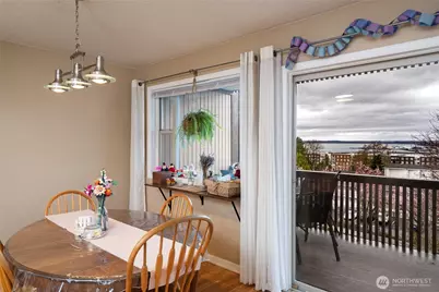 924 N Garden Street #201, Bellingham, WA 98225 - Photo 2