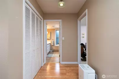 924 N Garden Street #201, Bellingham, WA 98225 - Photo 10