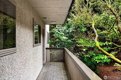 924 N Garden Street #201, Bellingham, WA 98225 - Photo 20