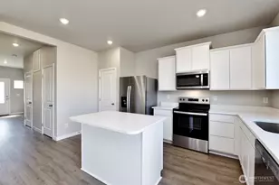 9716 Brown St SE, Yelm, WA 98597 - Photo 4