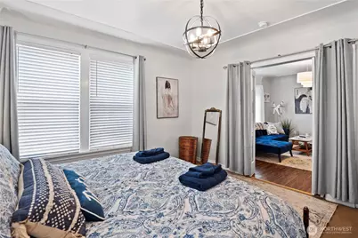 834 15th Avenue, Seattle, WA 98122 - Photo 8