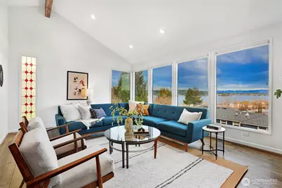 7710 57th Avenue NE, Seattle, WA 98115 - Photo 8