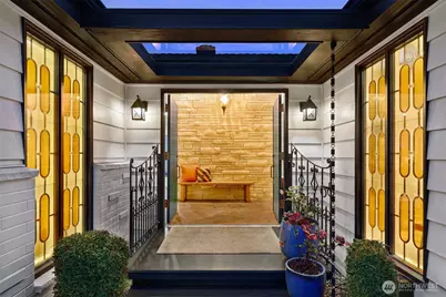 7710 57th Avenue NE, Seattle, WA 98115 - Photo 4