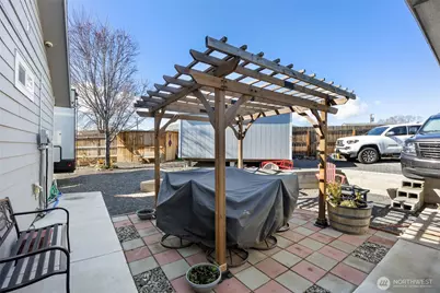 1042 W Charlotte Street, Moses Lake, WA 98837 - Photo 20